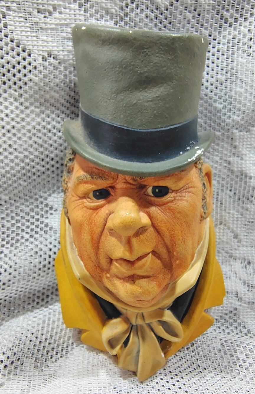 Vintage BOSSONS England ChalkWare Wall Hanging Head (F)
